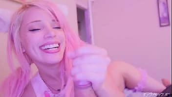 Safadinha do cabelo rosa dando para o safado