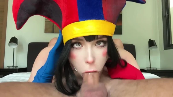 Novinha safada cavalgando o pauzão dotado
