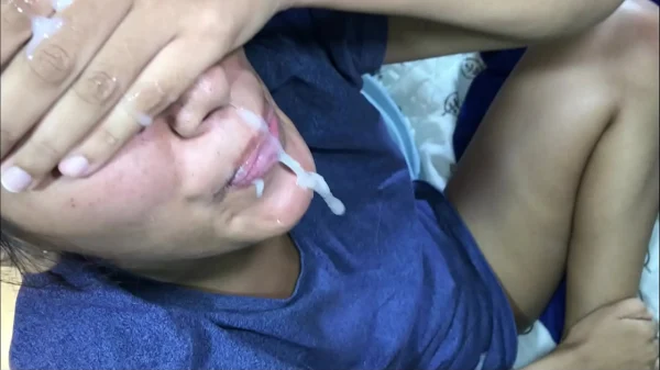 Fodendo a Latina com Intensidade e Gozada na Cara